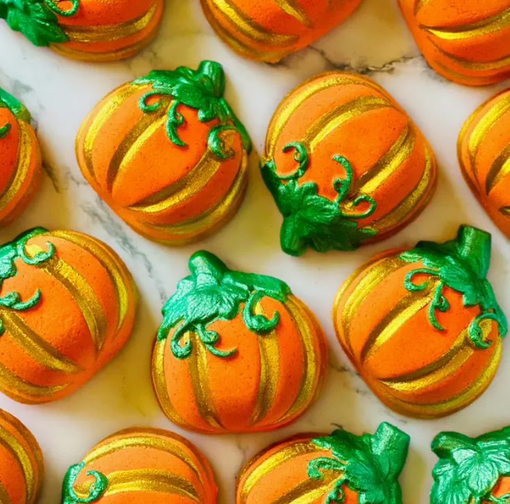 Pumpkin Spice Hand-Painted Pumpkin Bath Bomb