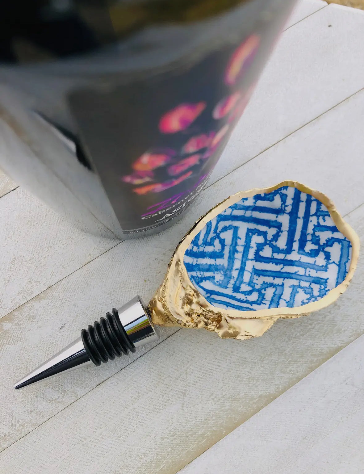 Oyster Shell Wine Stopper - Blue Trellis